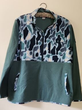 Ascend Forest Green Fleece Pullover with Multicolor Knit Trim